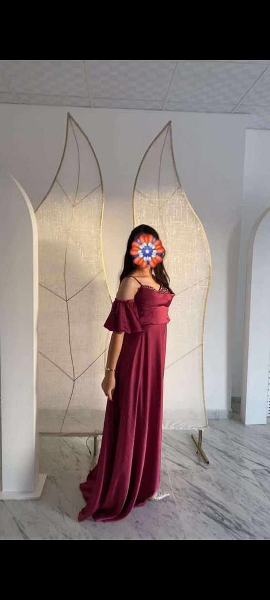 Bordo Uzun Askılı İşlemeli Abiye Elbise - Görsel 4