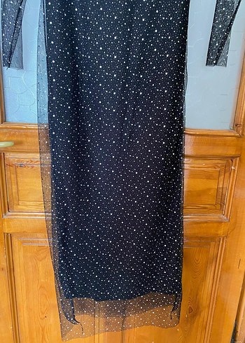 Uzun Kollu Puantiyeli Siyah Elbise - Görsel 2