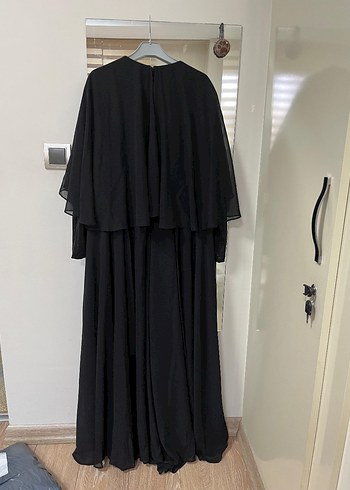 pelerinli vücut hatlarını belli etmeyen tesettür abiye - Görsel 2