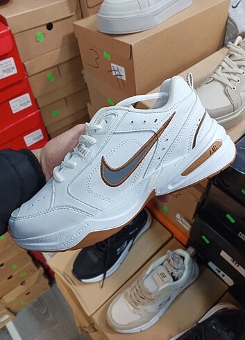 Nike Air Monarch Spor Ayakkabı 41 