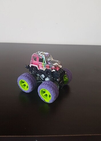 oyuncak jeep