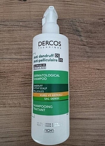 Vichy Dercos Kuru ve Kepekli Saç Derisi 