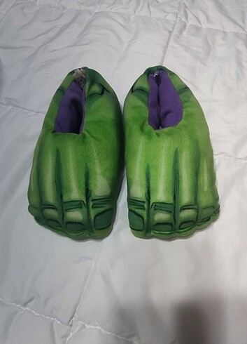25 Beden yeşil Renk Erkek çocuk panduf hulk