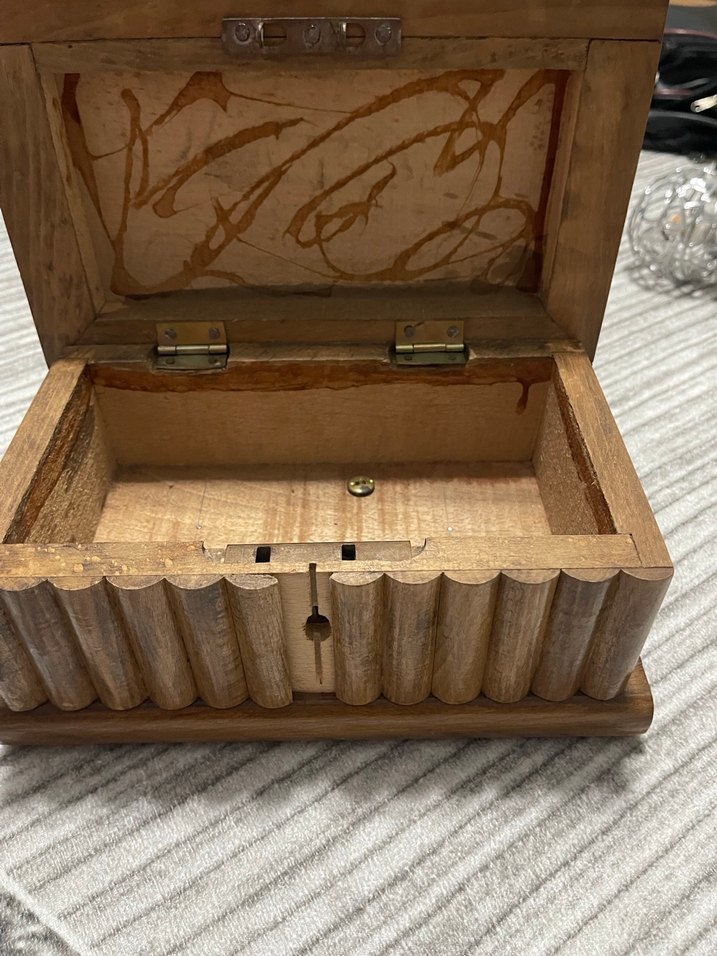 Koyu Kahverengi Oyma Ahşap Kutu - Görsel 2