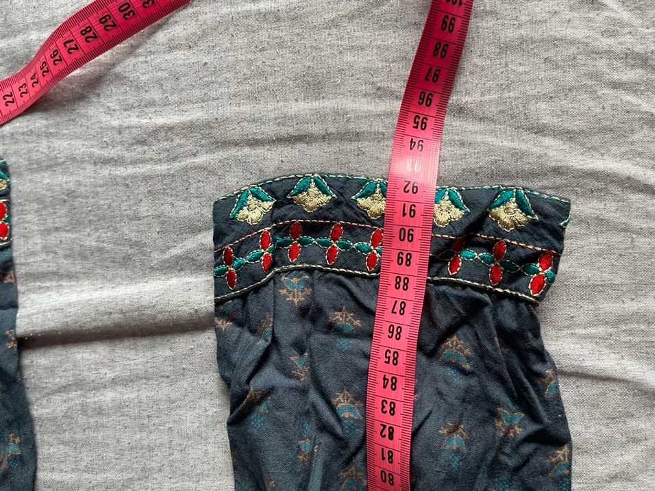 Gri Batik Desenli Salaş Kadın Pantolon - Görsel 4