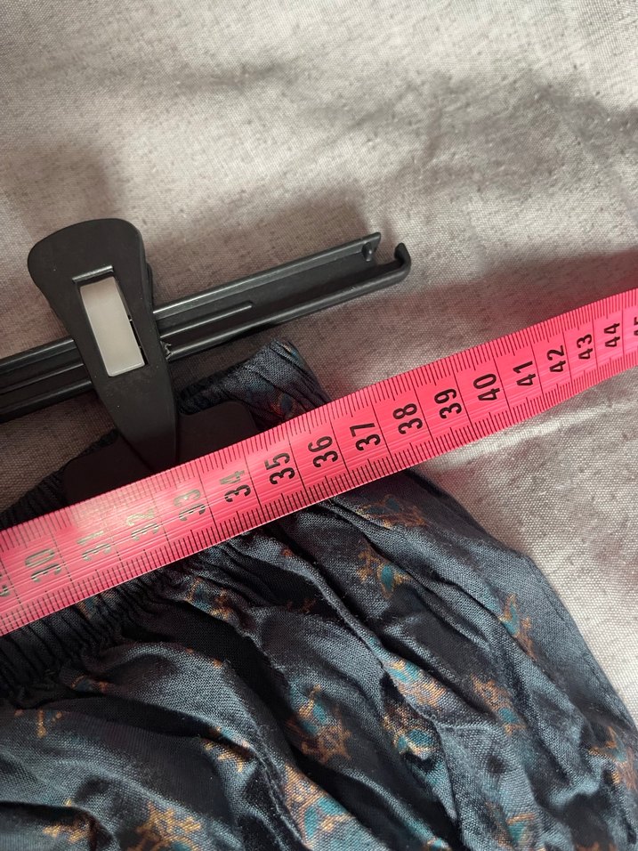 Gri Batik Desenli Salaş Kadın Pantolon - Görsel 3