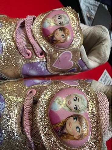 27 Beden mor Renk 27numara kız çocuk frozen marka ayakkabı