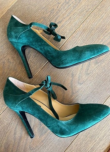 39 Beden yeşil Renk Neslihan Canpolat stiletto