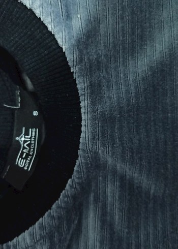 Koyu Antrasit Gri kadife tişört - Görsel 2