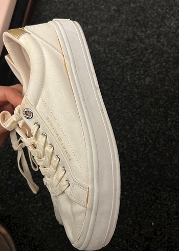 Beyaz Minimalist Kadın Spor Ayakkabı - Görsel 4