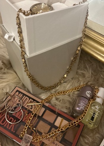 Altın Renkli Makyaj ve Aksesuar Seti - Görsel 12