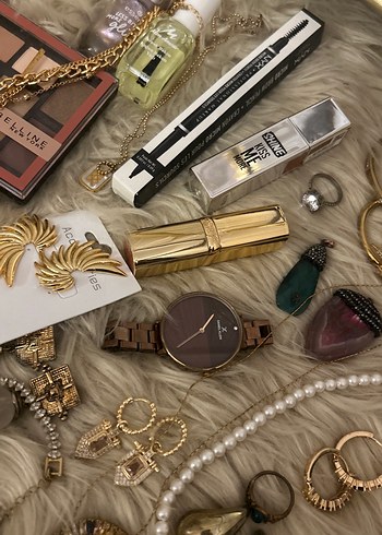 Altın Renkli Makyaj ve Aksesuar Seti - Görsel 8