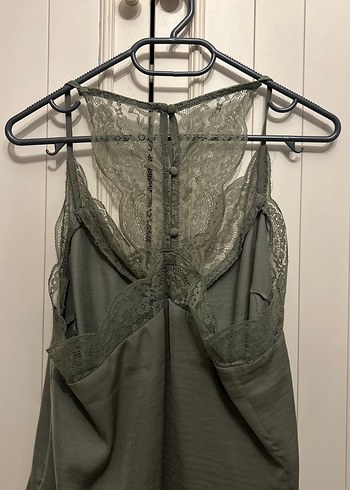 Gri Dantel Detaylı V Yakalı Kadın Atlet - Görsel 4