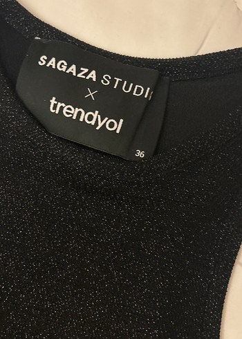 Siyah Süet Baskılı Kolsuz Kız Yeleği - Görsel 3