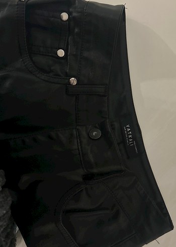 Deri Siyah Kadın Midi Pantolon - Görsel 4