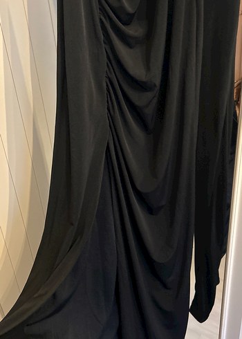 Siyah Drapeli Uzun Kolsuz Elbise - Görsel 5