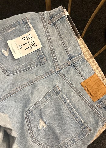 Gevşek Kesim Kısa Denim Şort - Görsel 5