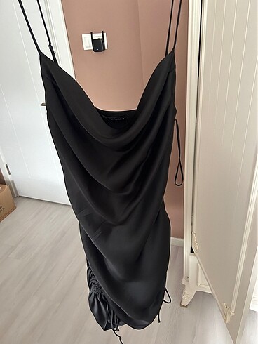 Zara saten elbise