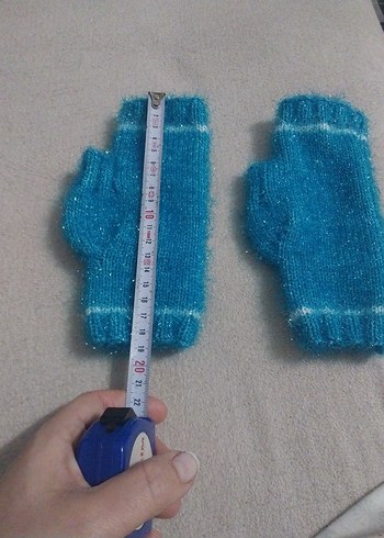 Mavi Örgü Parmaksız Kadın Eldiveni - Görsel 2