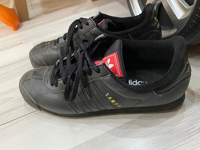 Adidas spor ayakkabı orijinal