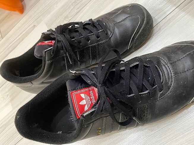 44 Beden Adidas spor ayakkabı orijinal