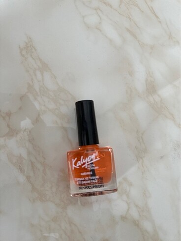 Tırnak ve tırnak eti bakım yağı - Görsel 2