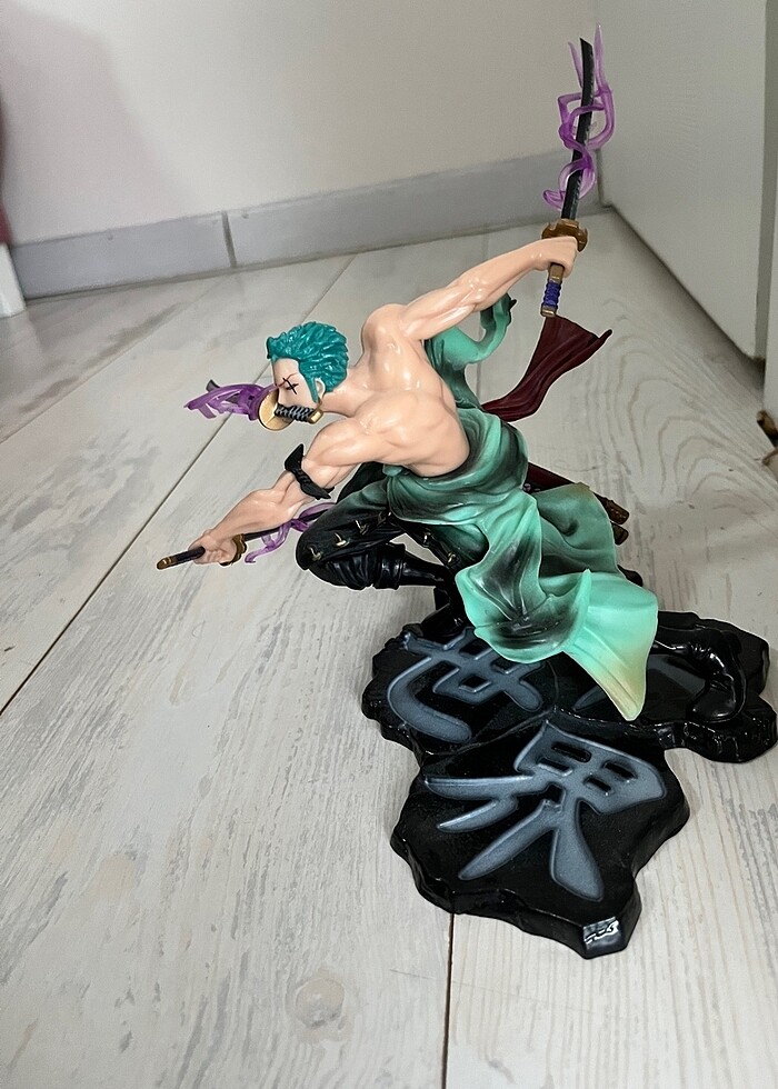 ONE PİECE RORONOA ZORO FİGÜR - Görsel 3
