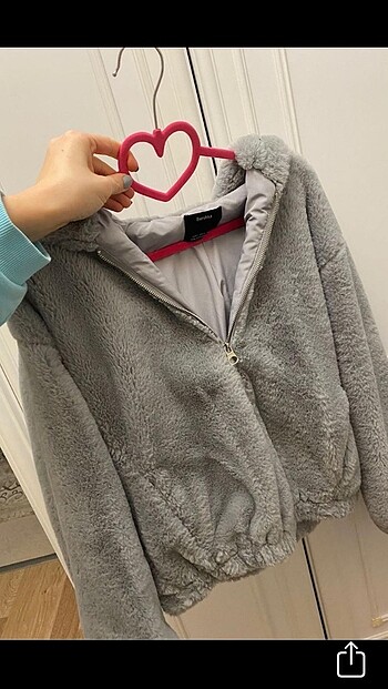 Bershka tüylü mont