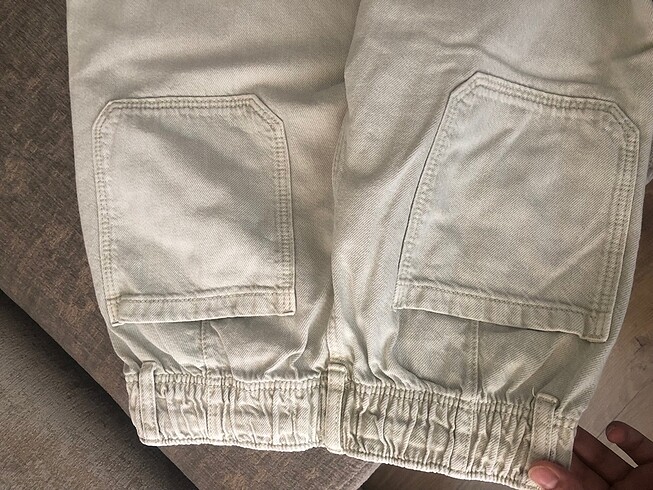 10 Yaş Beden yeşil Renk Zara kız çocuk pantolon