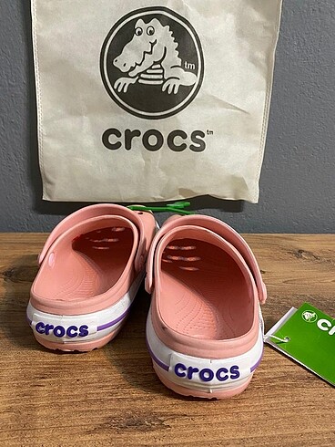 37 Beden Crocs Terlik