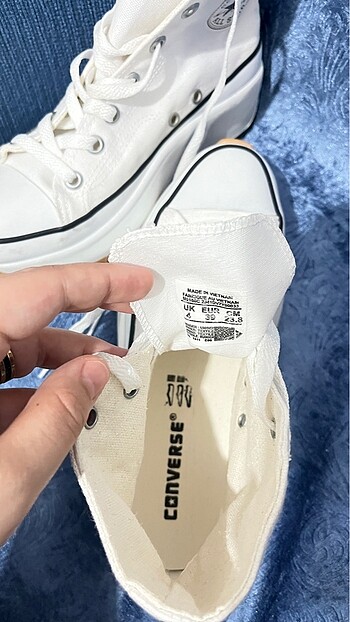 39 Beden beyaz Renk Converse
