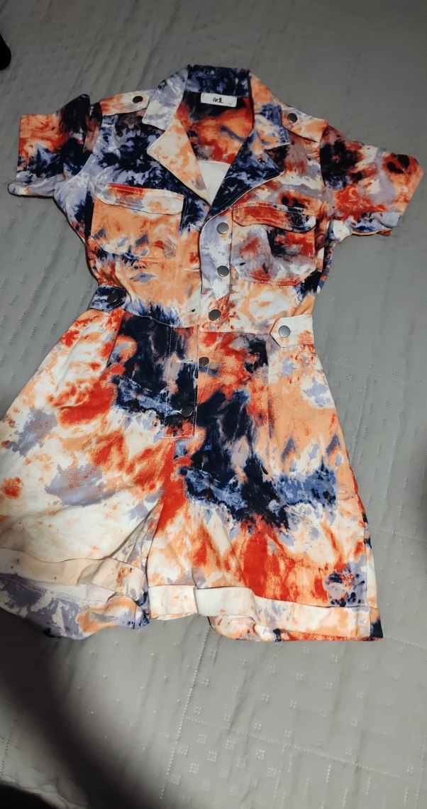 Kadın Çok Renkli Batik Desenli Kısa Tulum - Görsel 3