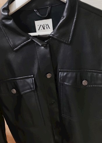 Zara Siyah Deri Düğmeli Ceket - Görsel 4