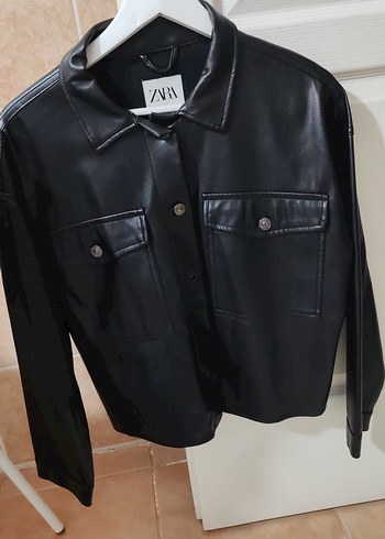 Zara Siyah Deri Düğmeli Ceket - Görsel 3