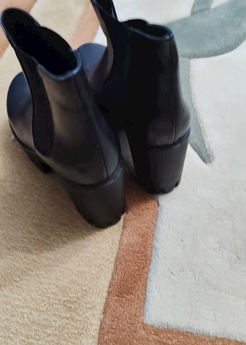 Siyah Platform Topuklu Kadın Botları - Görsel 4