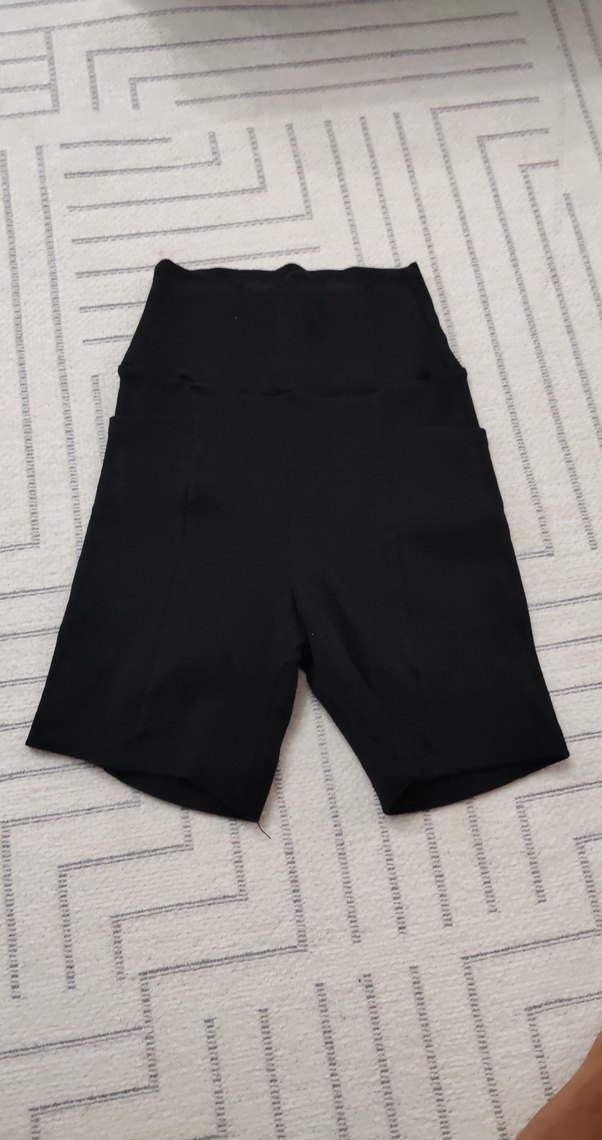 Siyah Mini Hamile Şortu - Görsel 2