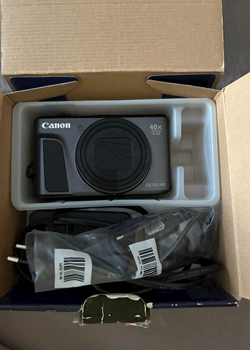 Canon Canon SX720 HS 20.3 MP Dijital Kamera