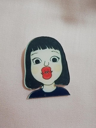 Broş (pin, rozet) 