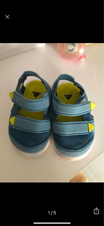 Adidas sandalet
