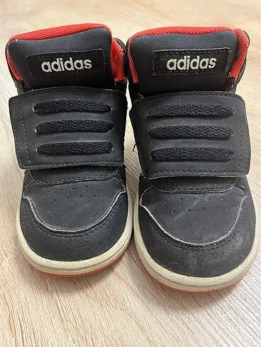 Adidas Çocuk Spor ayakkabı