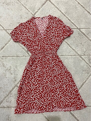 Kırmızı yazlık elbise - Görsel 8