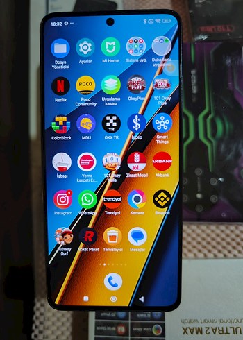 POCO Siyah Android Telefon  256 GB hafıza 12 GB ram çizik y - Görsel 3