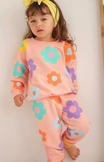 Zara etiketli alt üst takım