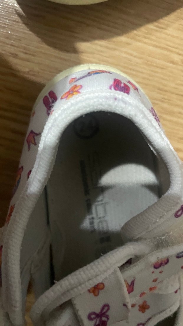 Kız Çocukları için Renkli Cırt Cırtlı Ayakkabı - Görsel 2