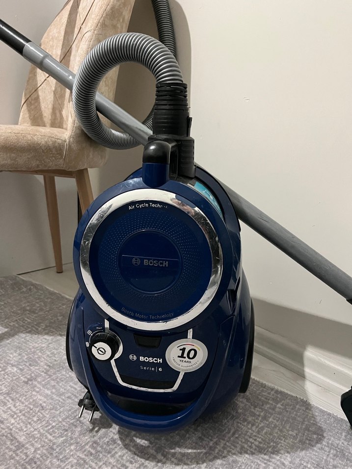 Mavi ve Gri Elektrikli Süpürge - Görsel 2