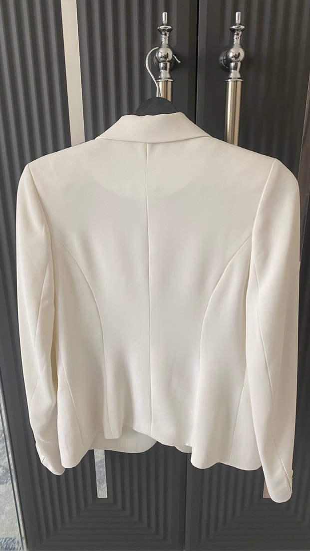 Beyaz Kadın Düğmeli Midi Blazer - Görsel 2