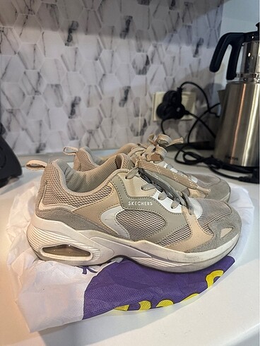 Skechers spor ayakkabı
