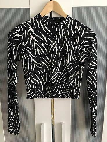 Zebra desenli bluz
