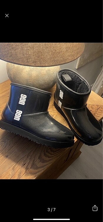 37 Beden Siyah ugg