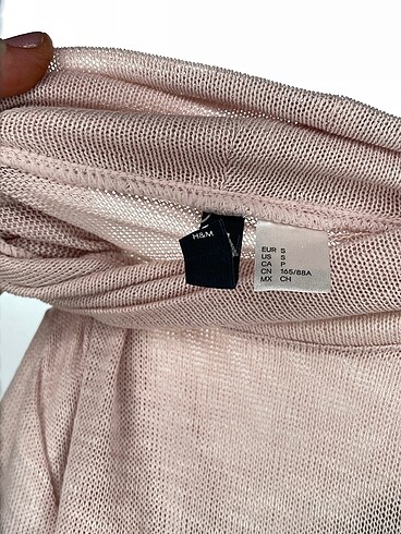 s Beden çeşitli Renk H&M Bluz %70 İndirimli.